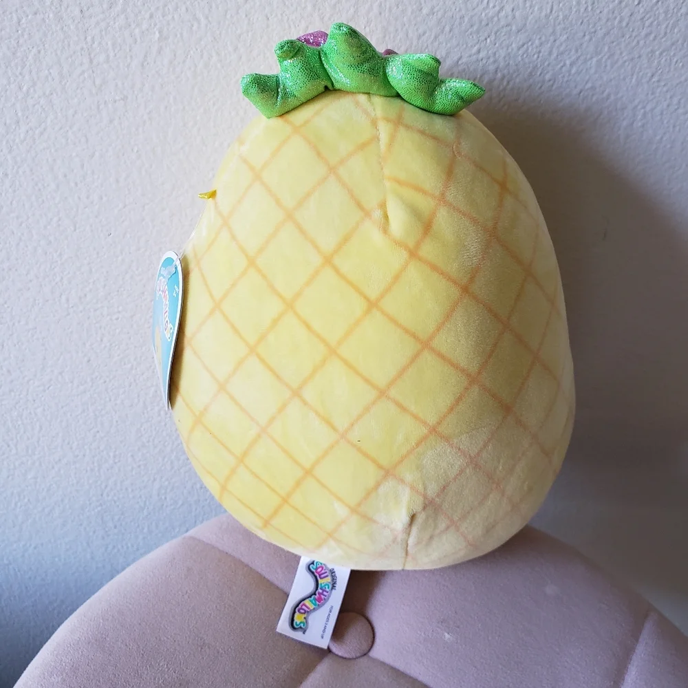 Maui the Pineapple 8